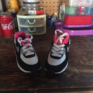 Nike AIRMAX for toddler girls. SIZE 11